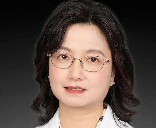 侯玉霞-复杂牙颌颜面畸形诊疗专科主任